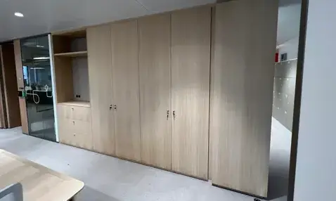 aménagement de dressing sur mesure à La Chapelle-Saint-Aubin - image 3