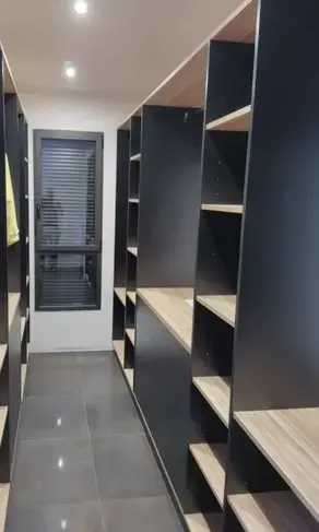 aménagement de dressing sur mesure Sablé-sur-Sarthe-1