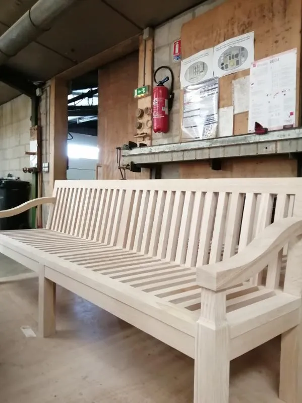 ebeniste saint jean de la motte