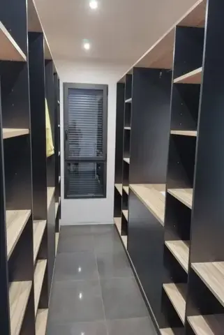 fabricant d'escaliers Montval-sur-Loir-1