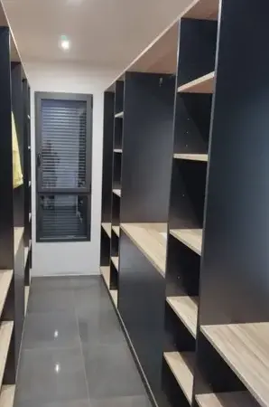 menuiserie intérieure à Saint-Jean-de-la-Motte - image 3