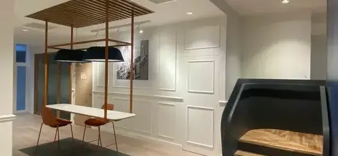 table en bois massif à La Chapelle-Saint-Aubin - image 2