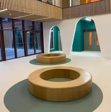 table en bois massif à Le Mans - image 3