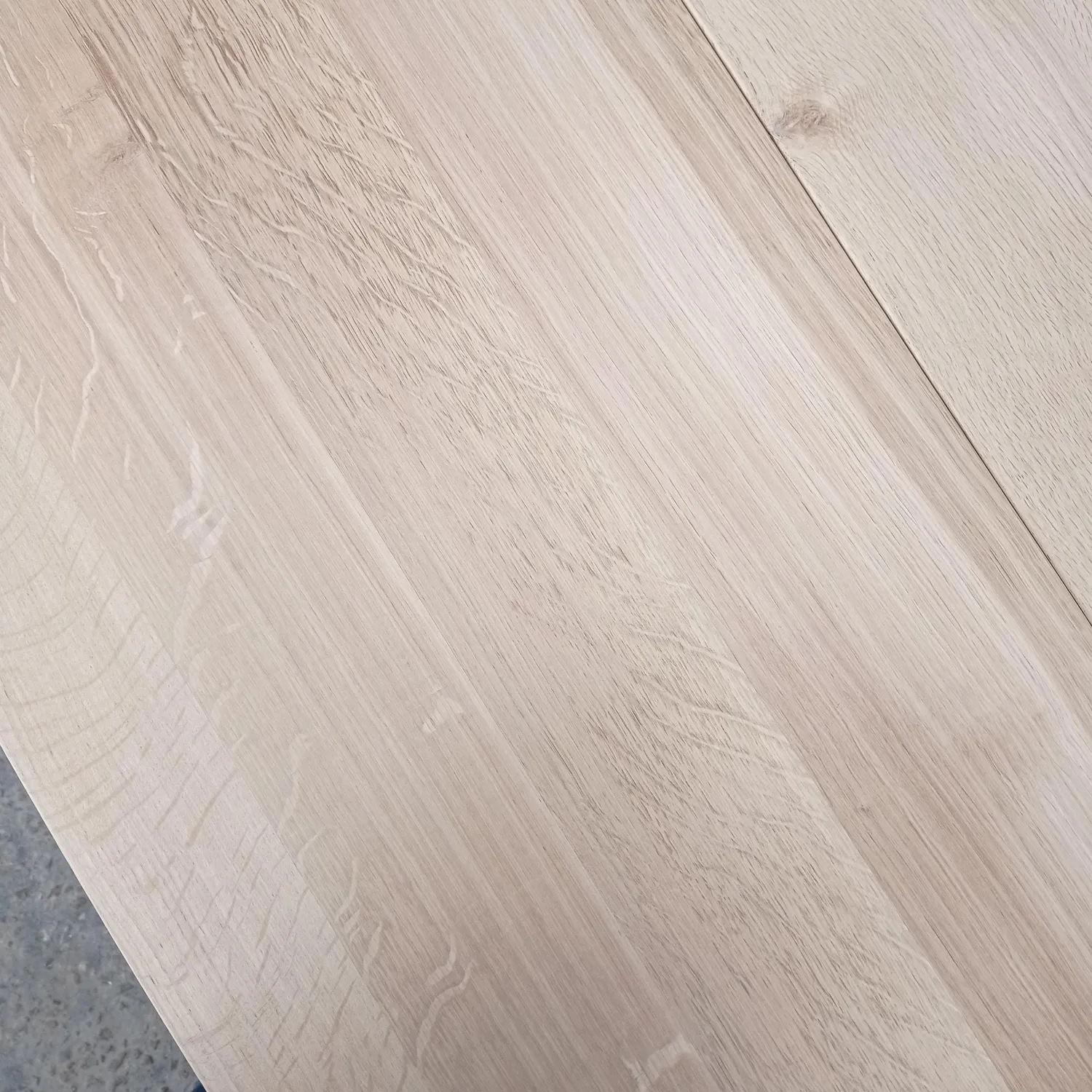 table en bois massif le mans