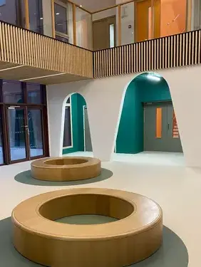 table en bois massif Saint-Jean-de-la-Motte-5